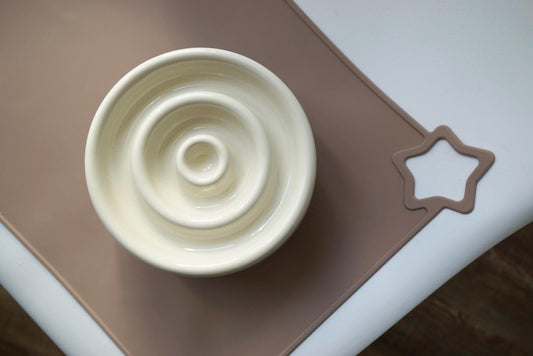 Ceramic Circle Slow Feeding Puzzle Bowl Designed for Small Dogs and Cats