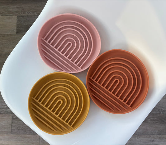 Food-Grade Silicone Slow Feeder (Cosmic Arc) - Non-Slip Pet Bowl