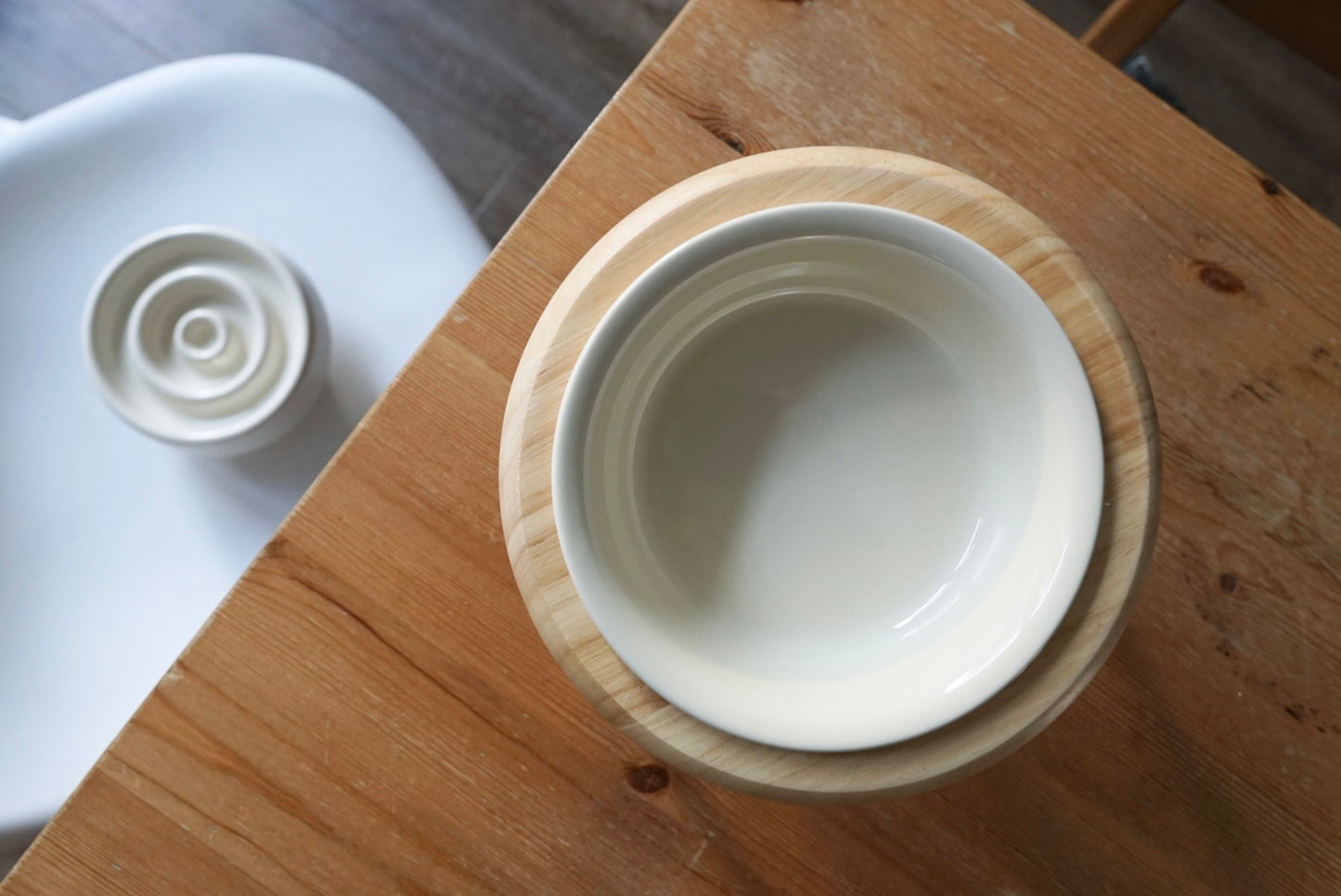 Elevated Ceramic Pet Bowl Wooden Stand – Beige Bowl + Stand with Two-Way Tilt Function/ Water Bowl/ Raised Bowl