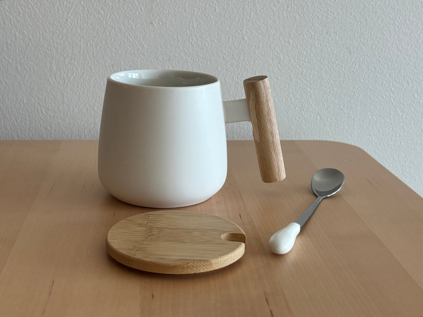 Minimalist Ceramic Coffee Mug with Wood Lid & Spoon (White) 14oz
