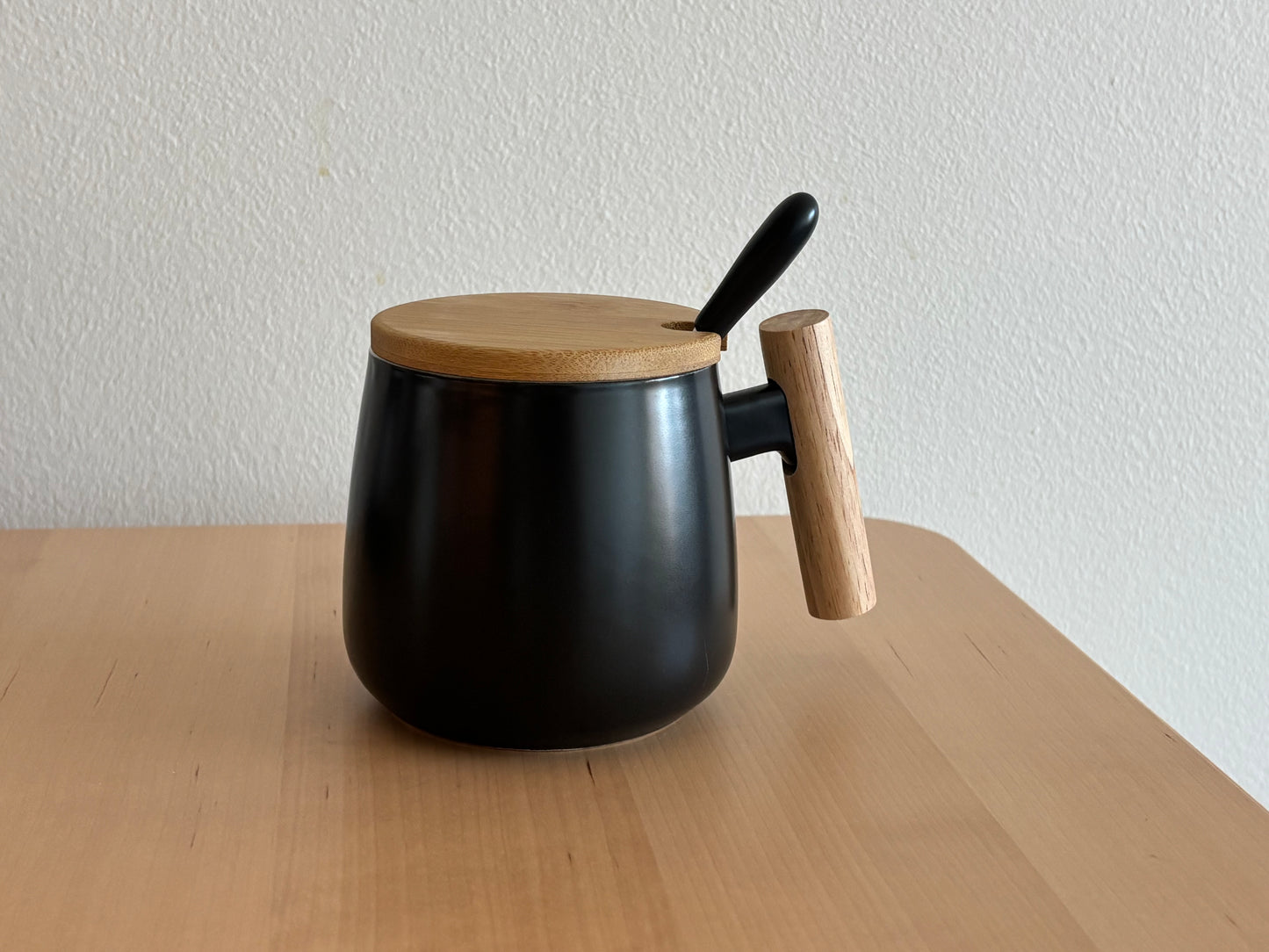 Nordic Ceramic Coffee Mug with Wood Lid & Spoon (Black) 14oz