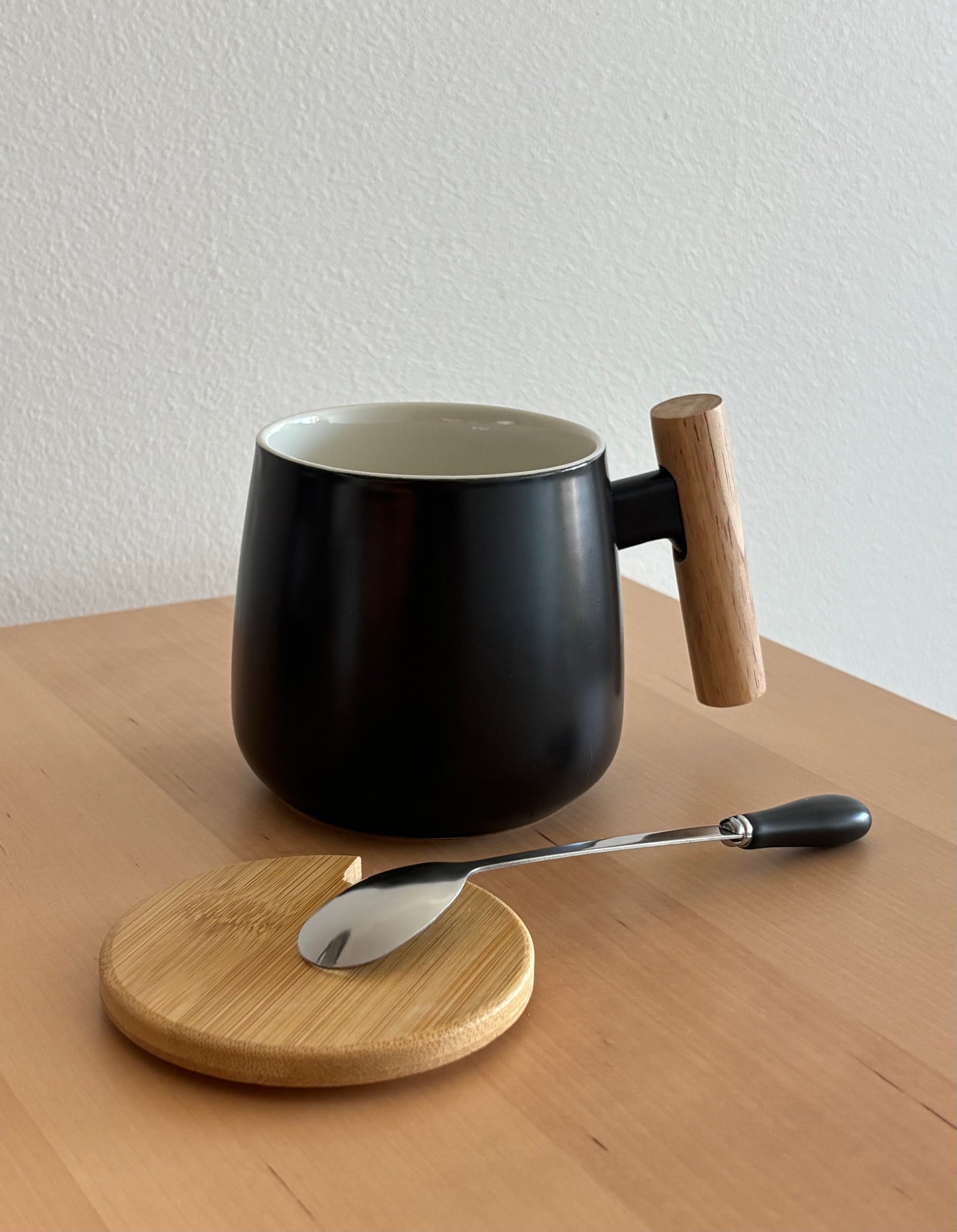 Nordic Ceramic Coffee Mug with Wood Lid & Spoon (Black) 14oz