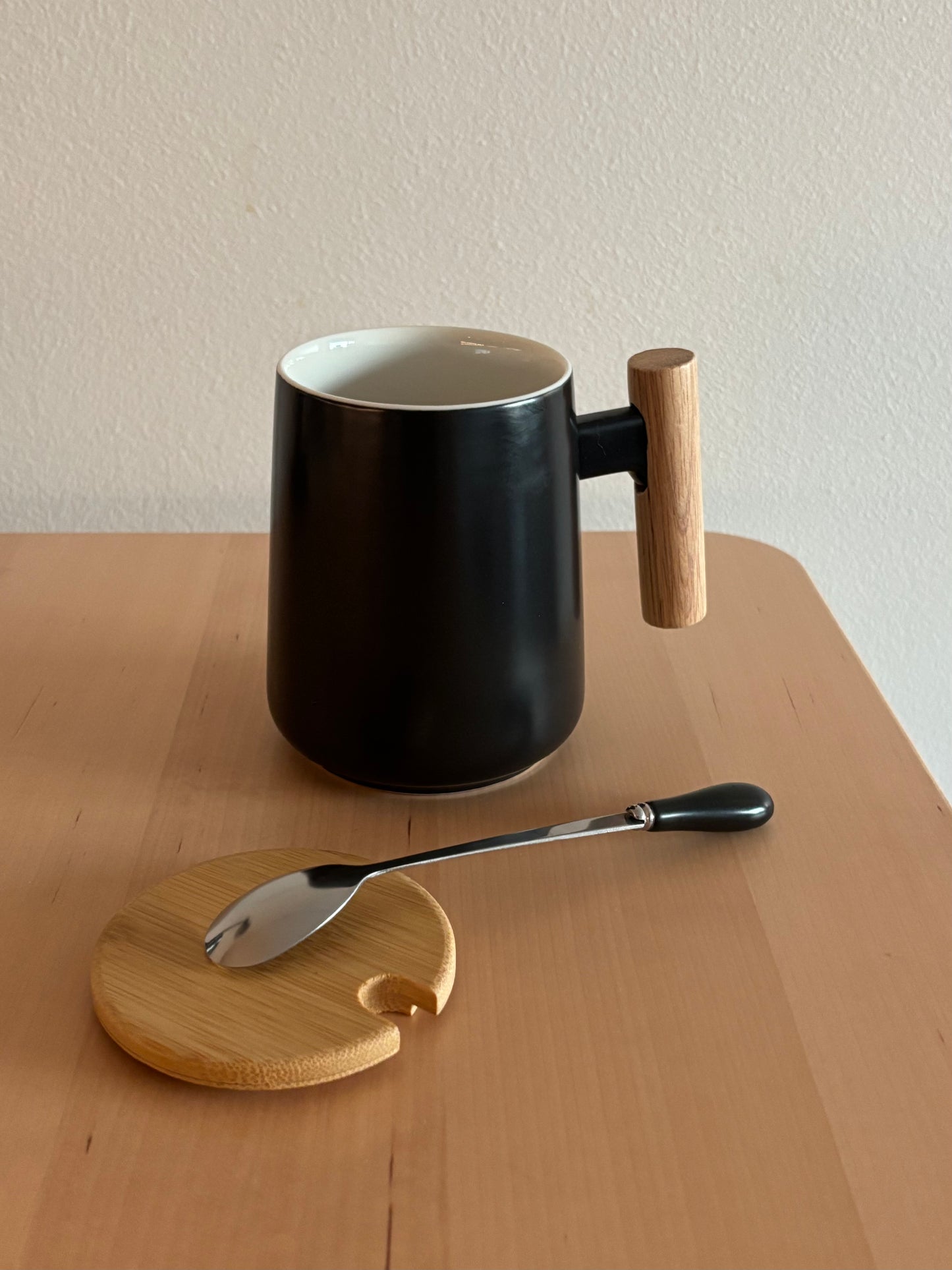 Nordic Ceramic Mug with Wood Lid and Spoon (Black) 15oz